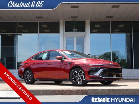 Certified 2025 Hyundai Sonata SEL FWD image 1