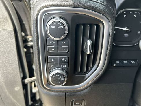 Used 2021 GMC Sierra 2500 Denali w/ Denali Ultimate Package AWD/4WD image 18