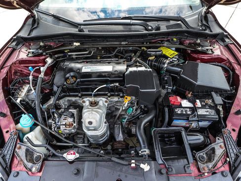 Used 2013 Honda Accord EX image 18