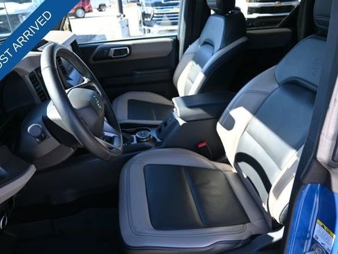 Used 2024 Ford Bronco Wildtrak image 9