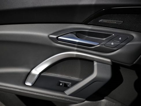 New 2025 Audi Q5 Prestige image 23