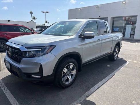 Used 2025 Honda Ridgeline RTL image 1