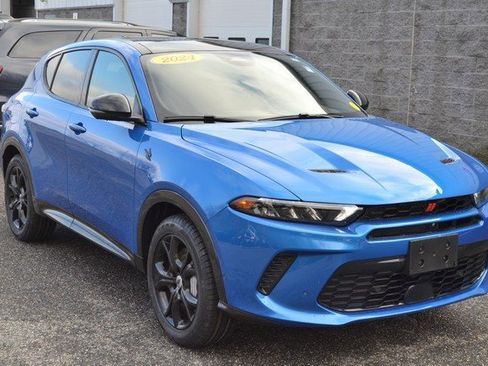 Used 2024 Dodge Hornet R/T Plus w/ Tech Pack Plus w/o Parking image 2