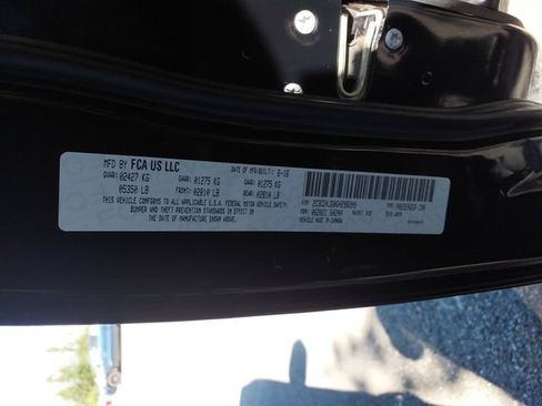 Used 2016 Dodge Charger SXT w/ AWD Premium Group image 25