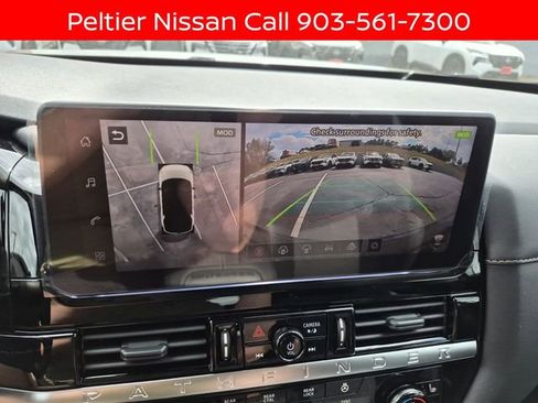 New 2026 Nissan Pathfinder SL w/ SL Premium Package AWD/4WD image 19