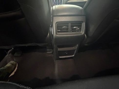 Used 2024 Ford Edge SE w/ Black Appearance Package AWD/4WD image 21