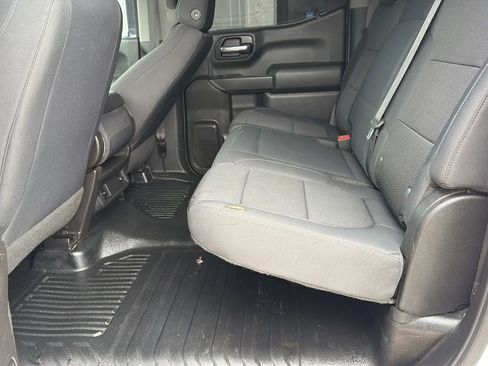 Used 2019 GMC Sierra 1500 4x4 Crew Cab w/ Convenience Package image 10