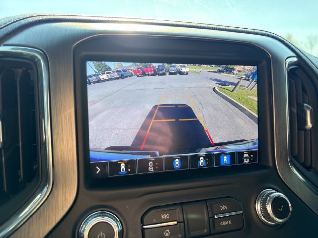Used 2022 GMC Sierra 3500 Denali w/ Denali Black Diamond Edition AWD/4WD image 25