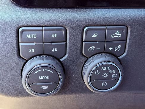 New 2026 Chevrolet Silverado 2500 LTZ w/ LTZ Premium Package image 21