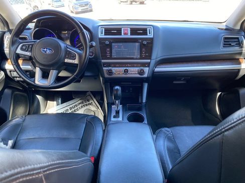 Used 2016 Subaru Outback 2.5i Limited AWD/4WD image 17