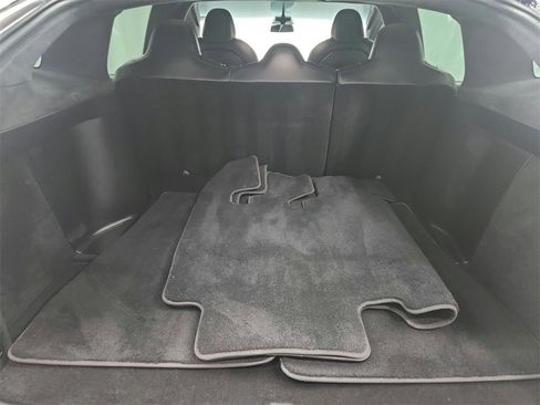 Used 2020 Tesla Model X Long Range image 28