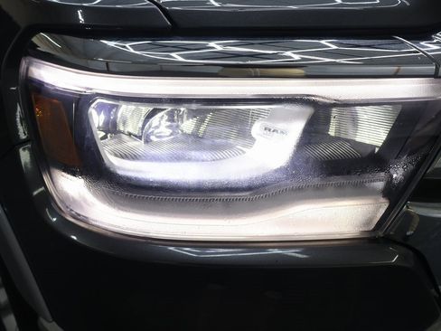 Used 2019 RAM 1500 Laramie image 30