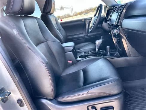 Used 2021 Toyota 4Runner TRD Off-Road Premium image 12