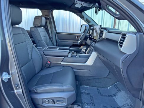 Used 2025 Toyota Tundra Limited image 15