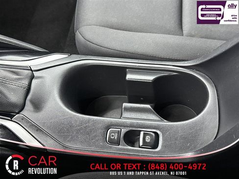 Used 2023 Toyota Corolla LE FWD image 25