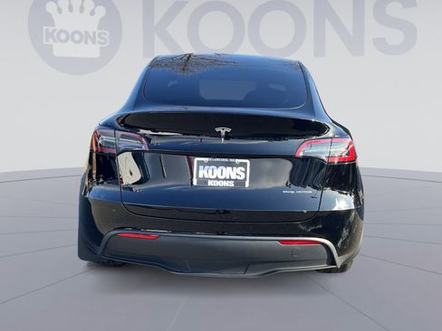 Used 2024 Tesla Model Y Long Range image 5