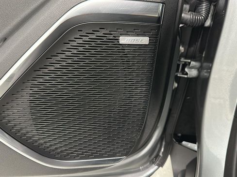 Used 2025 GMC Acadia Elevation w/ Elevation Premium Package image 20