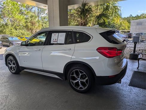 Used 2017 BMW X1 xDrive28i image 6