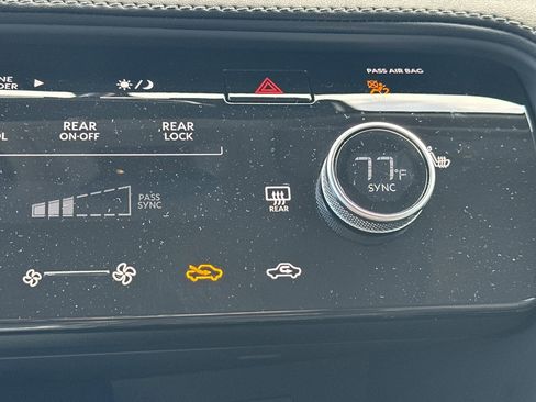 Certified 2025 INFINITI QX60 Pure image 32