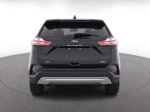 Used 2024 Ford Edge SEL AWD/4WD image 8