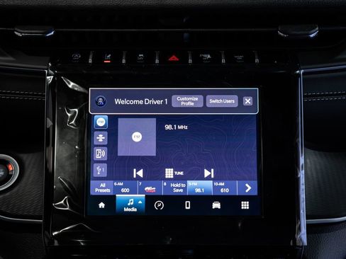 New 2025 Jeep Grand Cherokee Altitude image 20