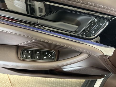 Used 2025 Porsche Panamera 4 image 15