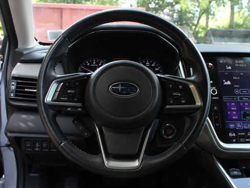 Certified 2022 Subaru Outback Premium AWD/4WD image 10