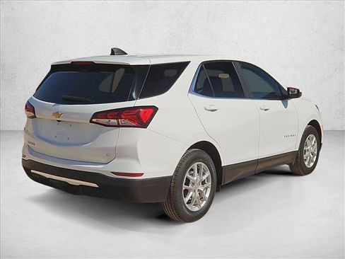 Used 2023 Chevrolet Equinox LT FWD image 5