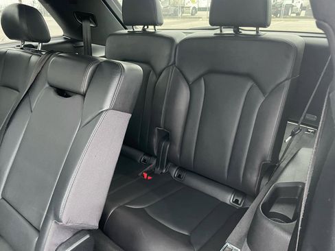 Used 2017 Audi Q7 3.0T Premium Plus image 18