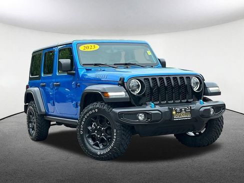 Used 2023 Jeep Wrangler Unlimited w/ Cold Weather Group AWD/4WD image 2