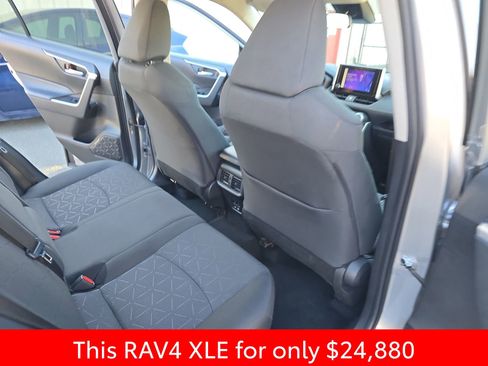 Used 2024 Toyota RAV4 XLE image 17