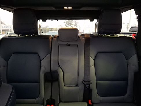 Used 2023 Ford Bronco Outer Banks w/ Sasquatch Package image 19