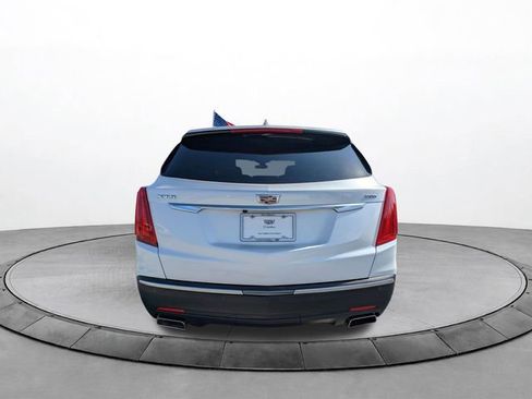 Used 2018 Cadillac XT5 Luxury w/ Driver Awareness Package image 5