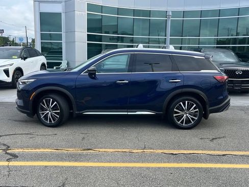 Used 2024 INFINITI QX60 Sensory AWD/4WD image 3