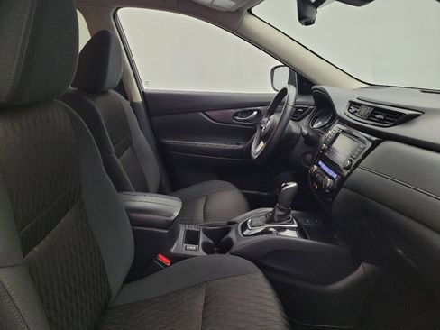 Used 2019 Nissan Rogue SV w/ Premium Package AWD/4WD image 21