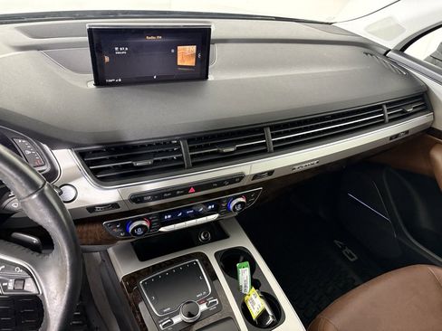 Used 2019 Audi Q7 2.0T Premium Plus image 25