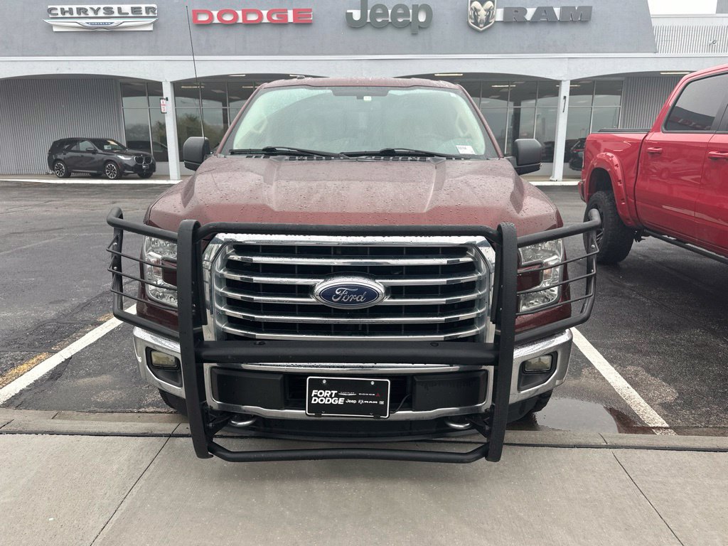 Used 2015 Ford F150 XLT w/ Equipment Group 302A Luxury AWD/4WD image 9