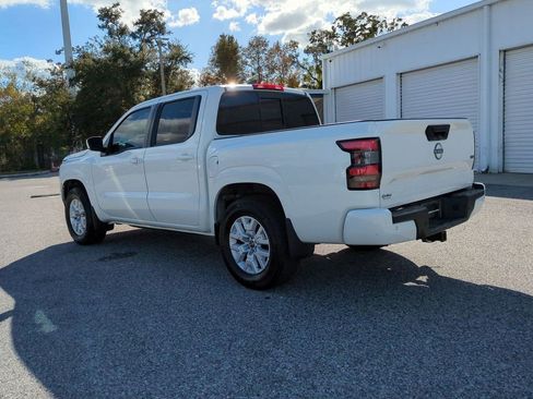 Certified 2022 Nissan Frontier SV image 7