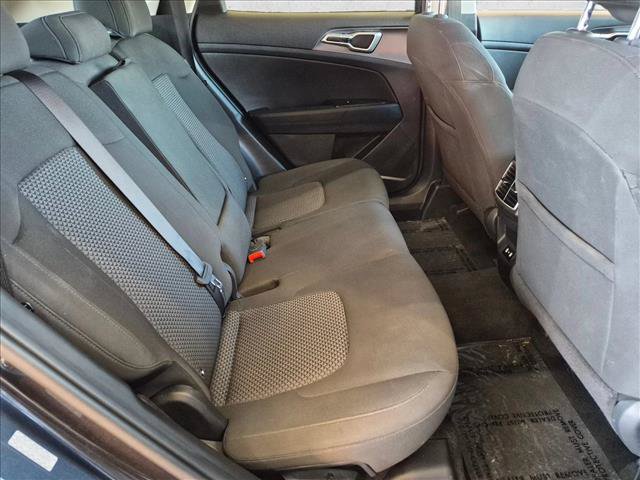 Used 2026 Kia Sportage LX FWD image 25