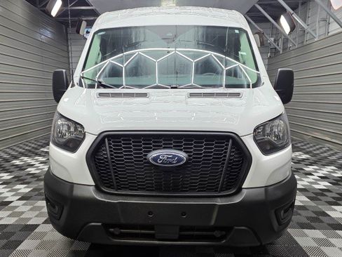 Used 2024 Ford Transit 250 148 Medium Roof RWD image 3