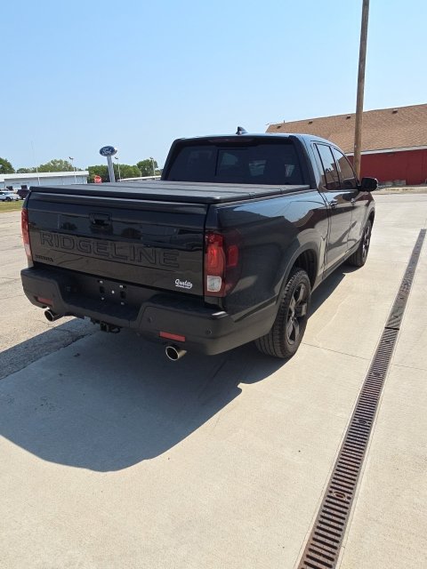 Used 2024 Honda Ridgeline Black Edition image 6