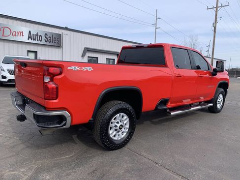 Used 2022 Chevrolet Silverado 2500 LT w/ Convenience Package image 8