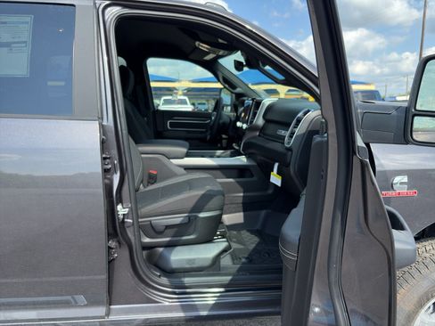 New 2026 RAM 2500 Lone Star AWD/4WD image 13