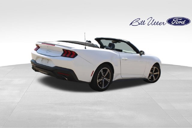 Certified 2025 Ford Mustang Premium RWD image 5