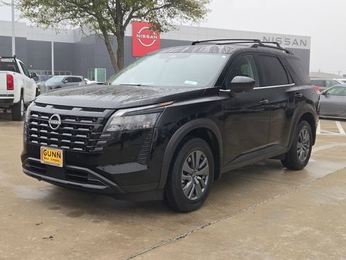 New 2026 Nissan Pathfinder SV AWD/4WD image 7