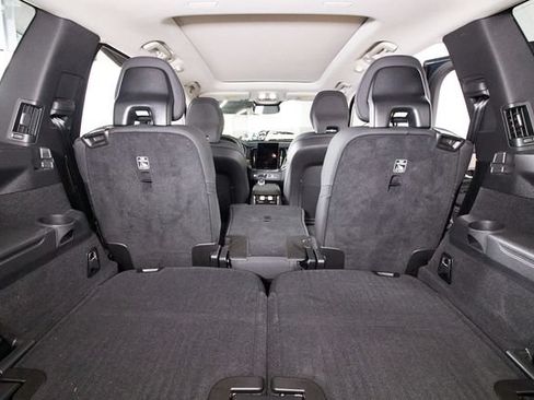 Used 2025 Volvo XC90 B6 Plus w/ Protection Package Premier AWD/4WD image 29
