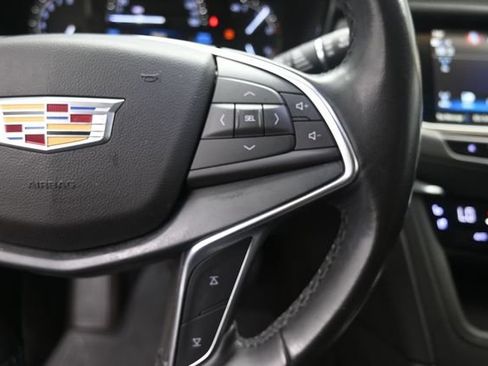 Used 2019 Cadillac XT5 Premium Luxury AWD/4WD image 14