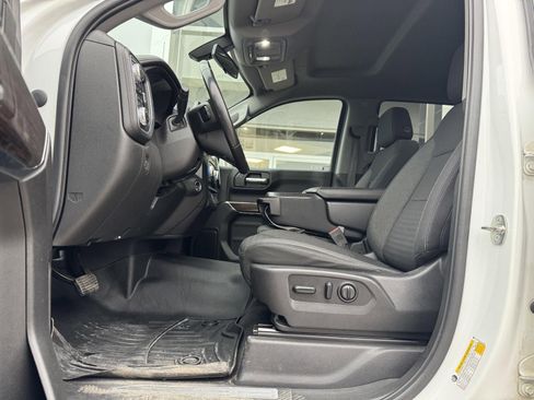 Used 2020 GMC Sierra 1500 Elevation w/ Elevation Value Package image 12
