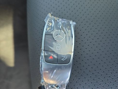 New 2025 Mercedes-Benz GLS 450 4MATIC image 35