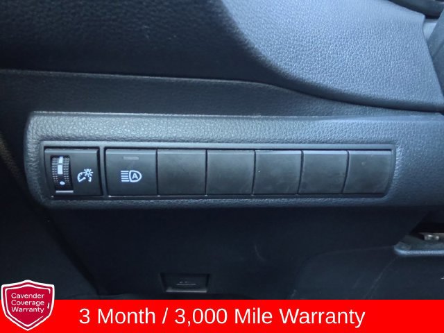 Used 2020 Toyota Corolla SE w/ SE Premium Package FWD image 10